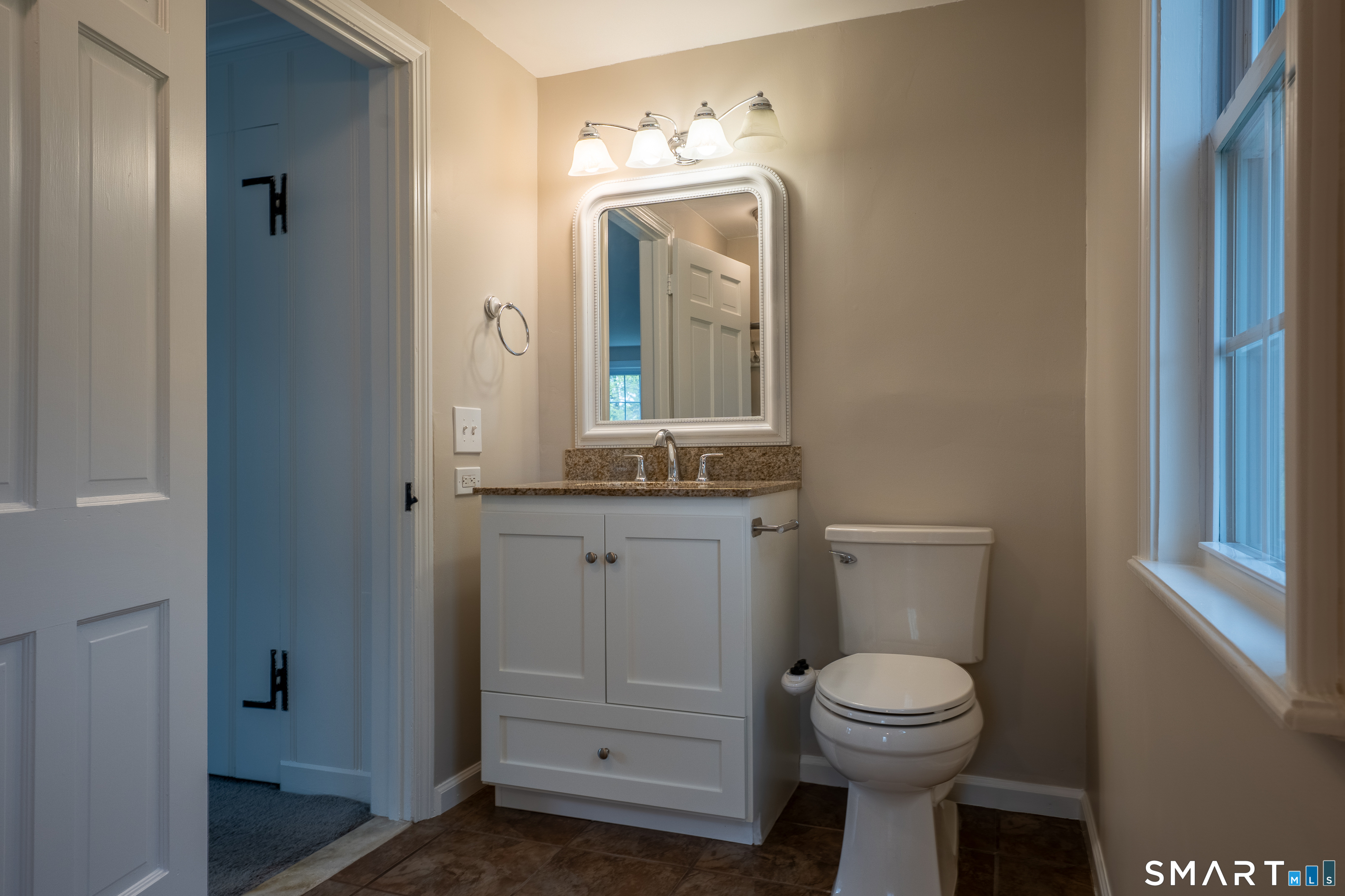 30 Hillsboro Drive West Hartford CT 06107