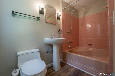 30 Hillsboro Drive West Hartford CT 06107
