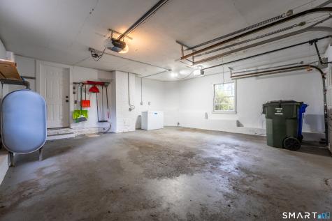 30 Hillsboro Drive West Hartford CT 06107
