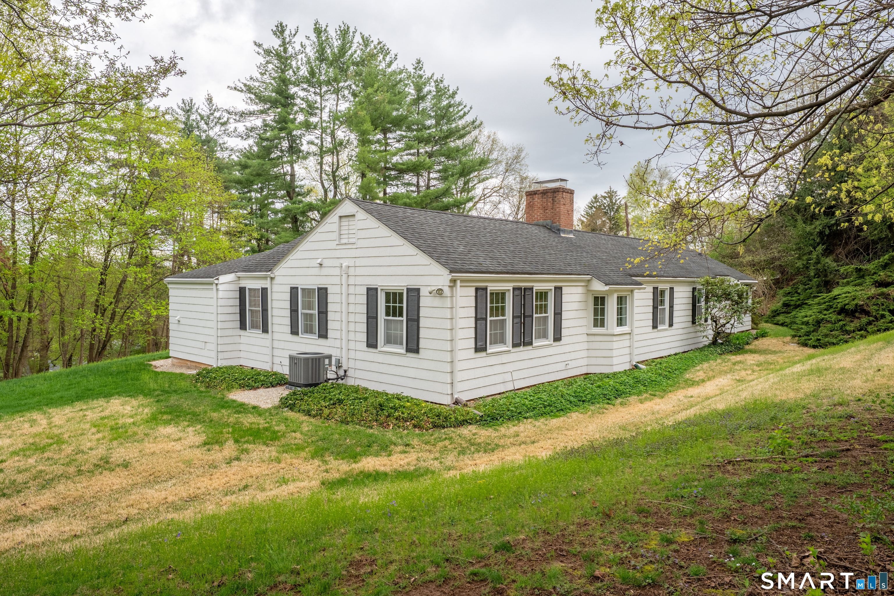 30 Hillsboro Drive West Hartford CT 06107