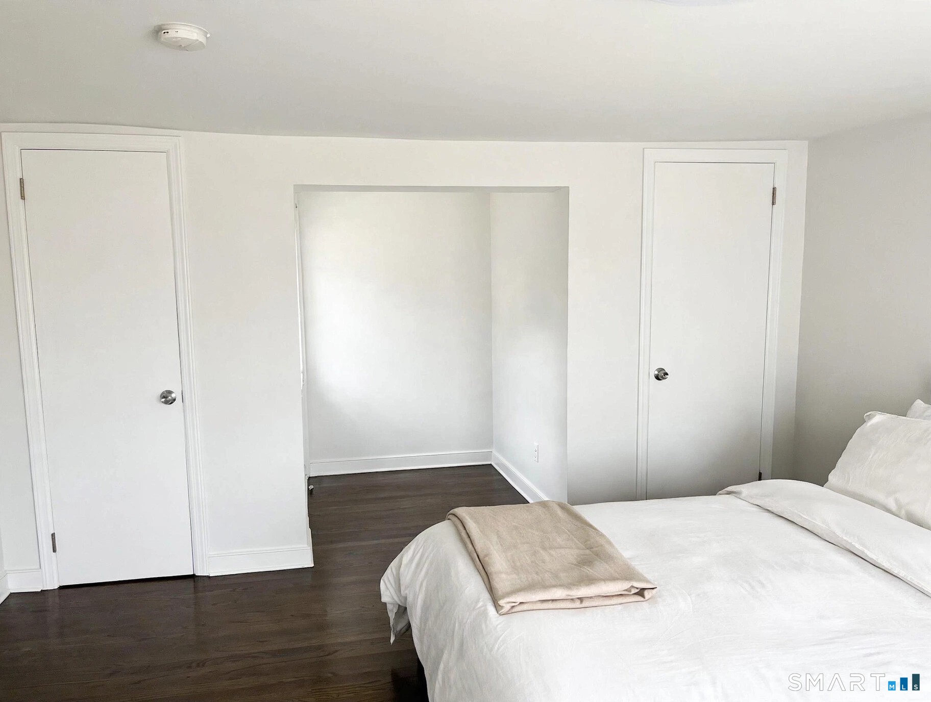 236 Goldenrod Avenue Bridgeport CT 06606