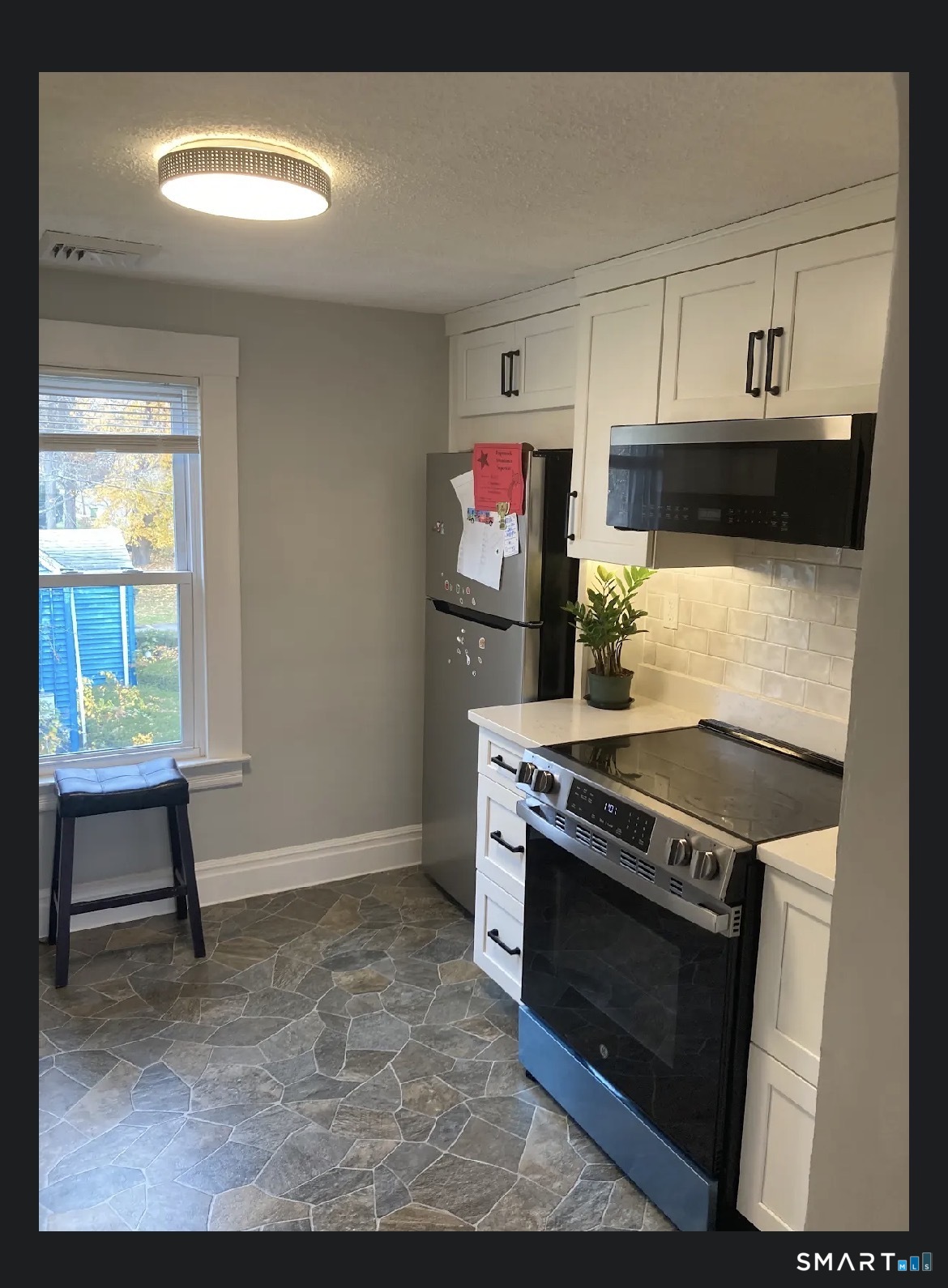 87 East Street Windsor CT 06095