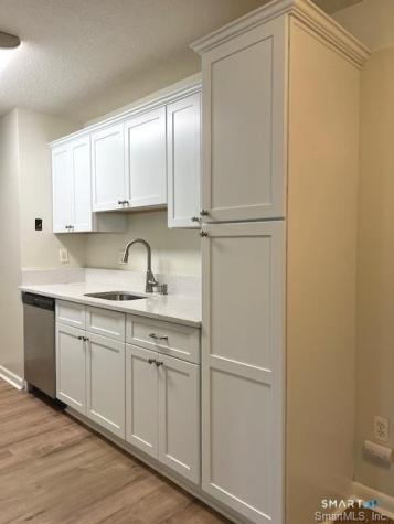 4 Woodland Drive Cromwell CT 06416