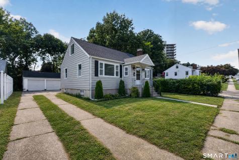 11 Stratfield Place Bridgeport CT 06606
