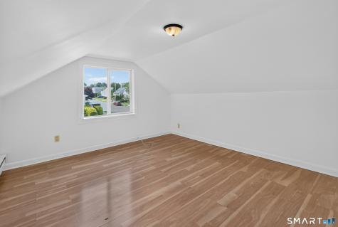 11 Stratfield Place Bridgeport CT 06606