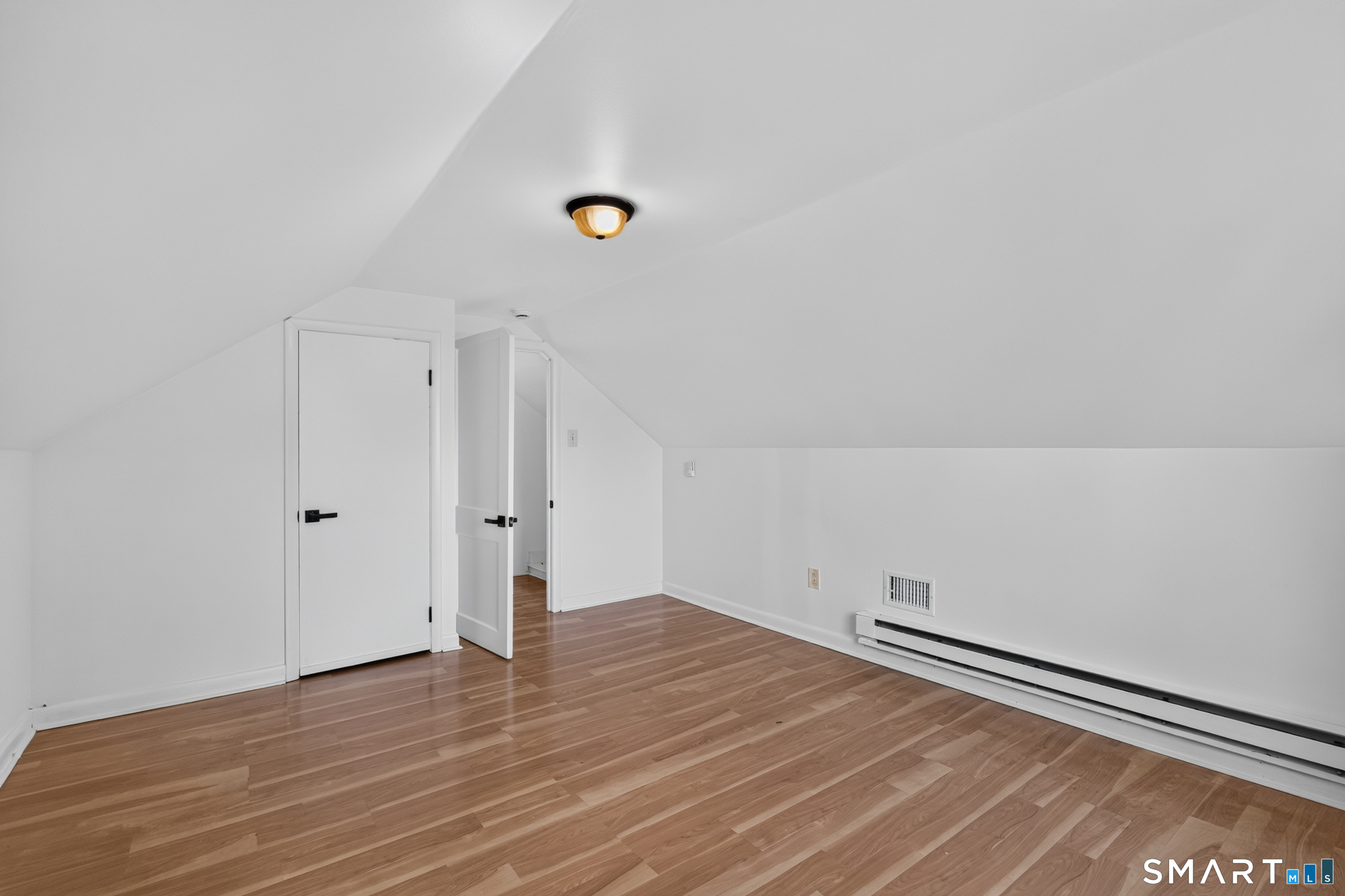 11 Stratfield Place Bridgeport CT 06606