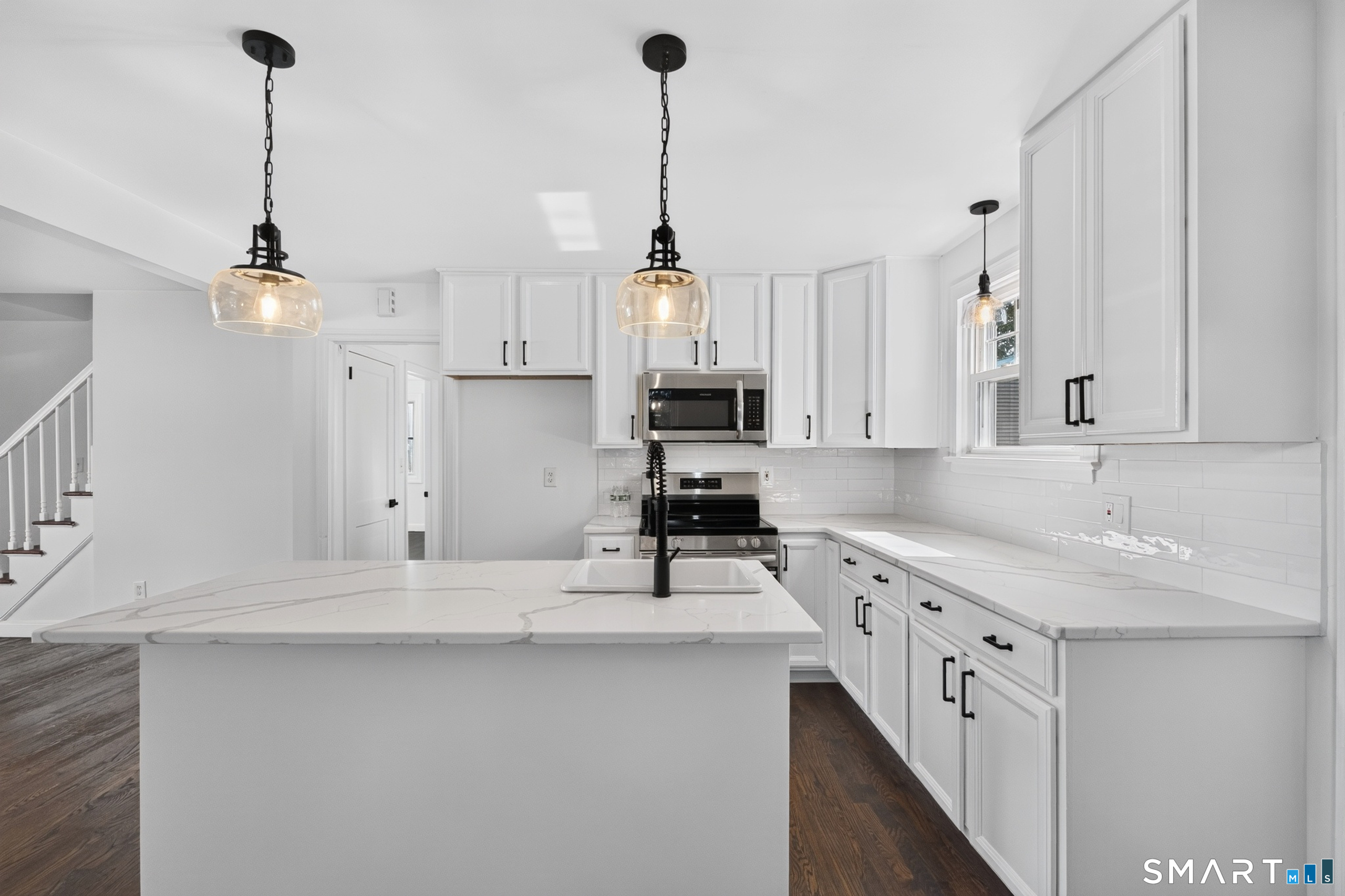 11 Stratfield Place Bridgeport CT 06606