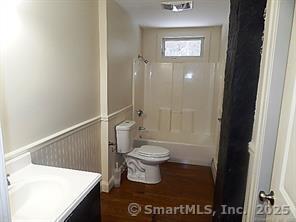 21 Treadway Avenue Norwich CT 06360