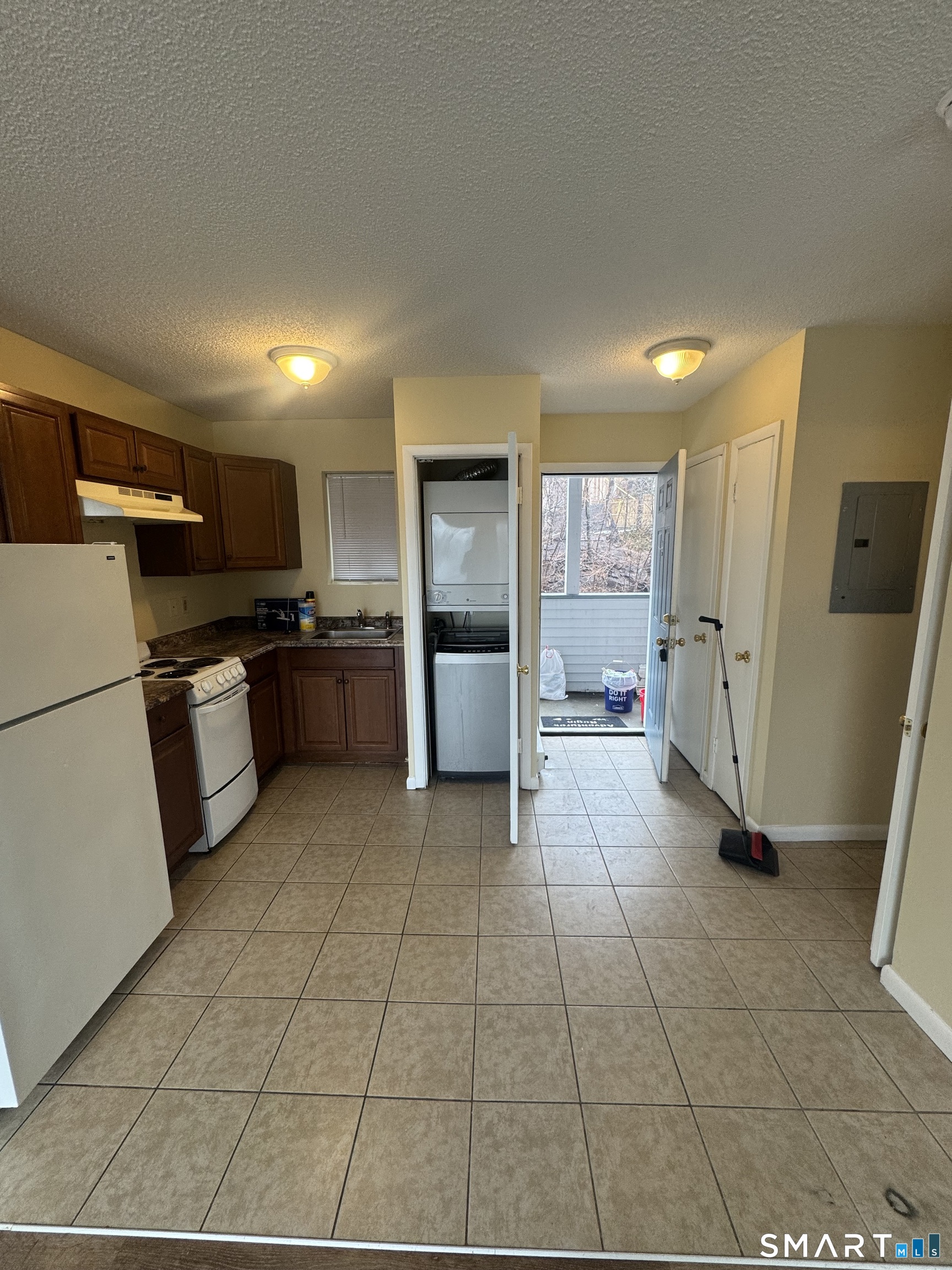 4 Warwick Street New Haven CT 06513