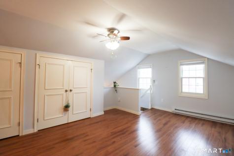 9 Brewer Street New London CT 06320