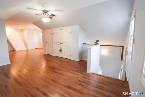 9 Brewer Street New London CT 06320