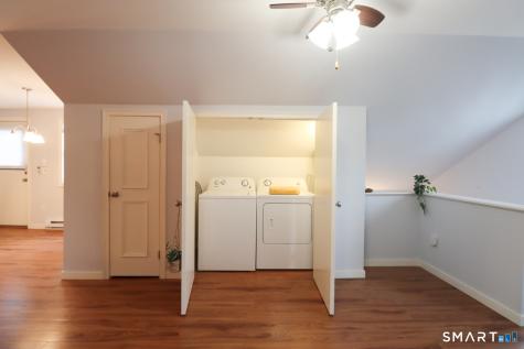 9 Brewer Street New London CT 06320