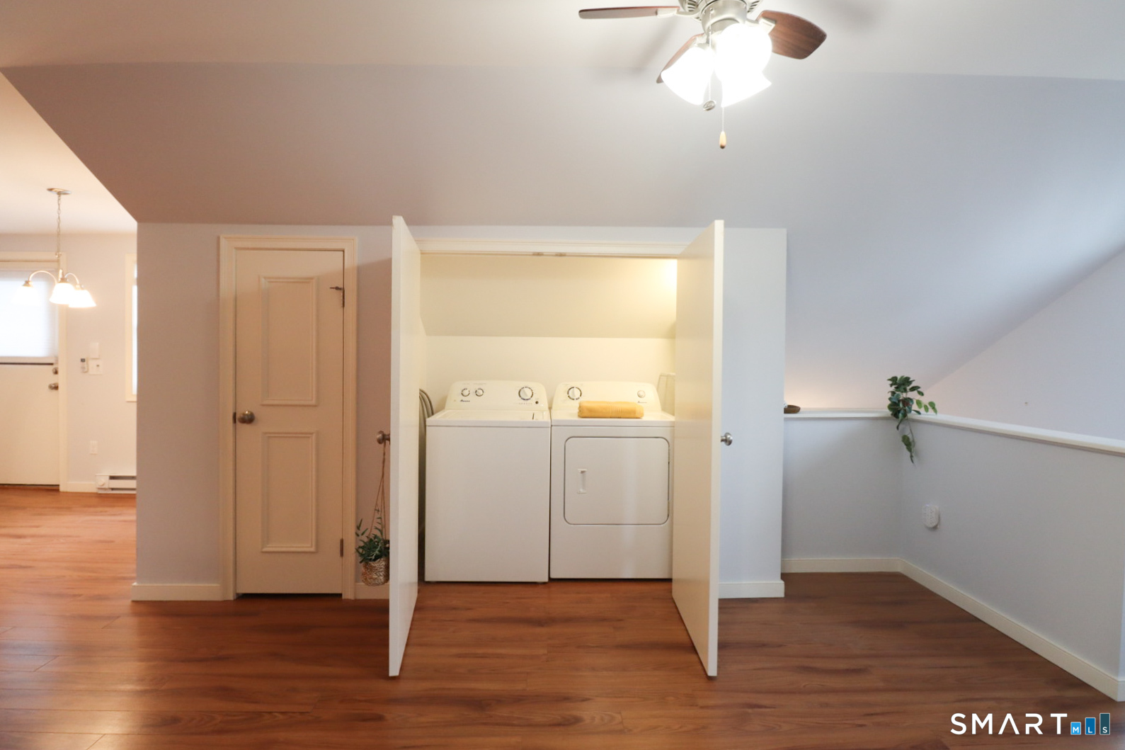 9 Brewer Street New London CT 06320