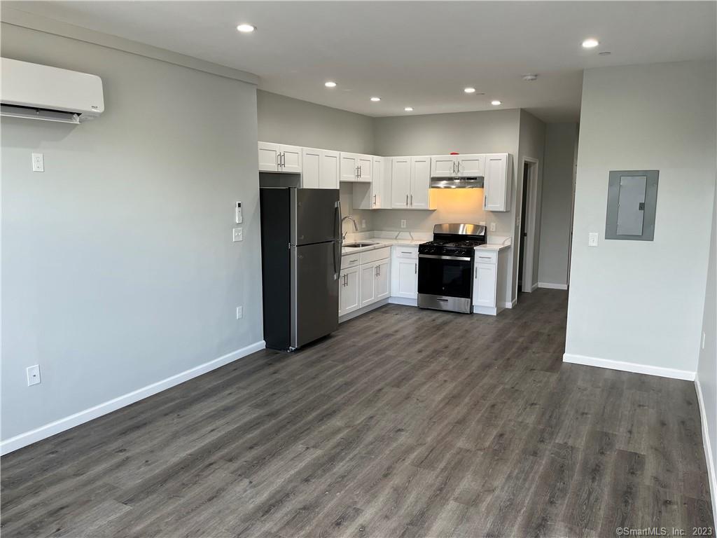 893 Main Street Manchester CT 06040
