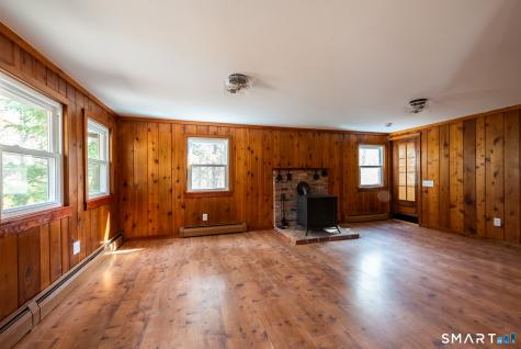 208 Route 80 Killingworth CT 06419