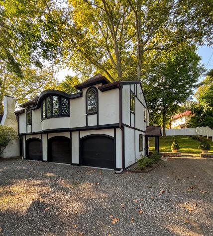14 Hillspoint Road Westport CT 06880