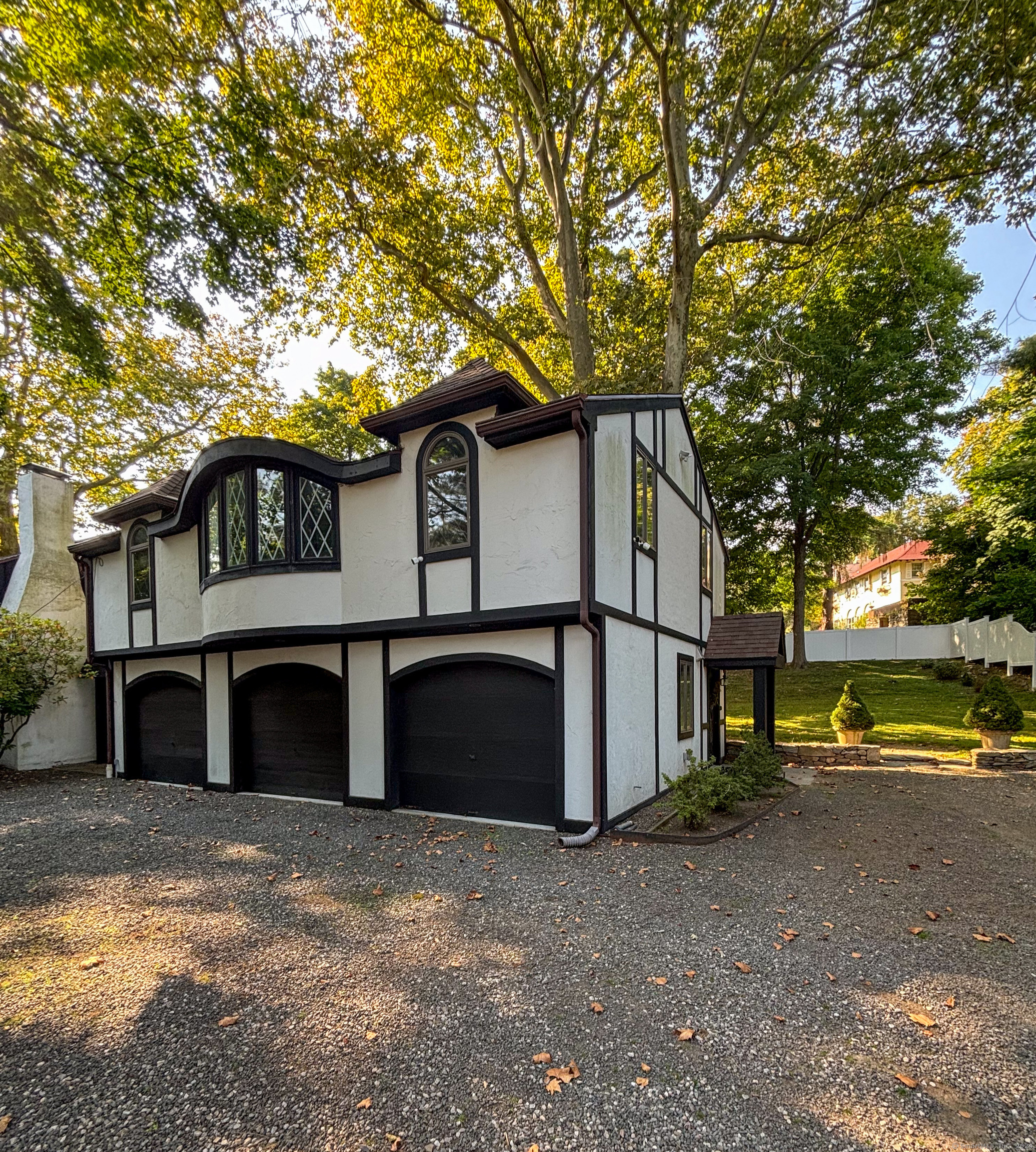 14 Hillspoint Road Westport CT 06880