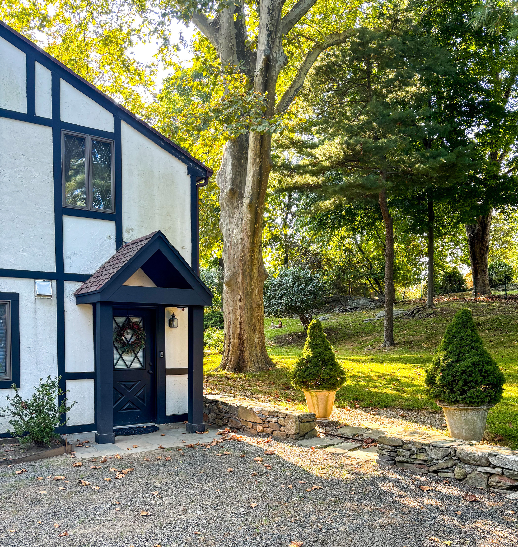 14 Hillspoint Road Westport CT 06880