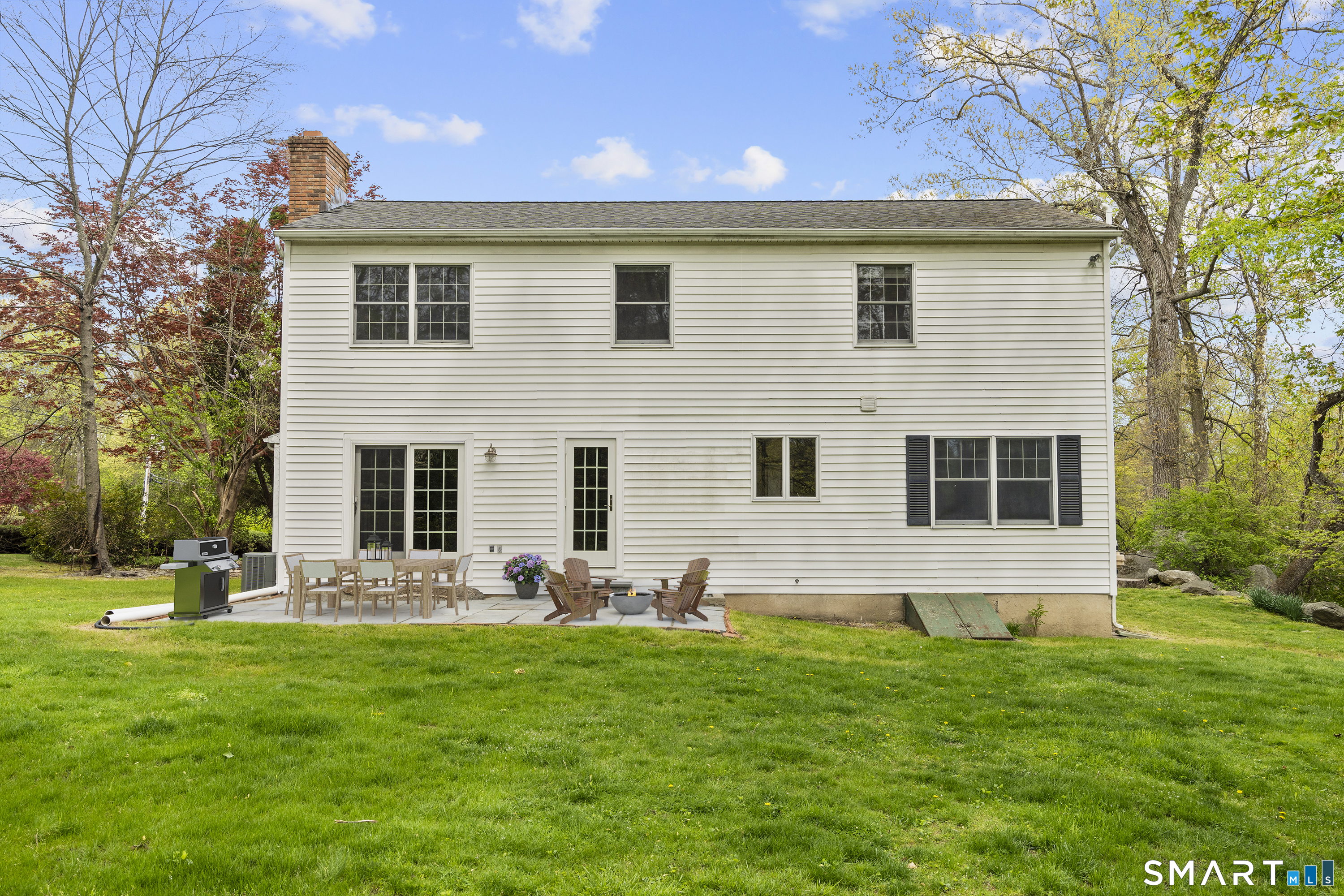 12 Westwood Place Stamford CT 06902