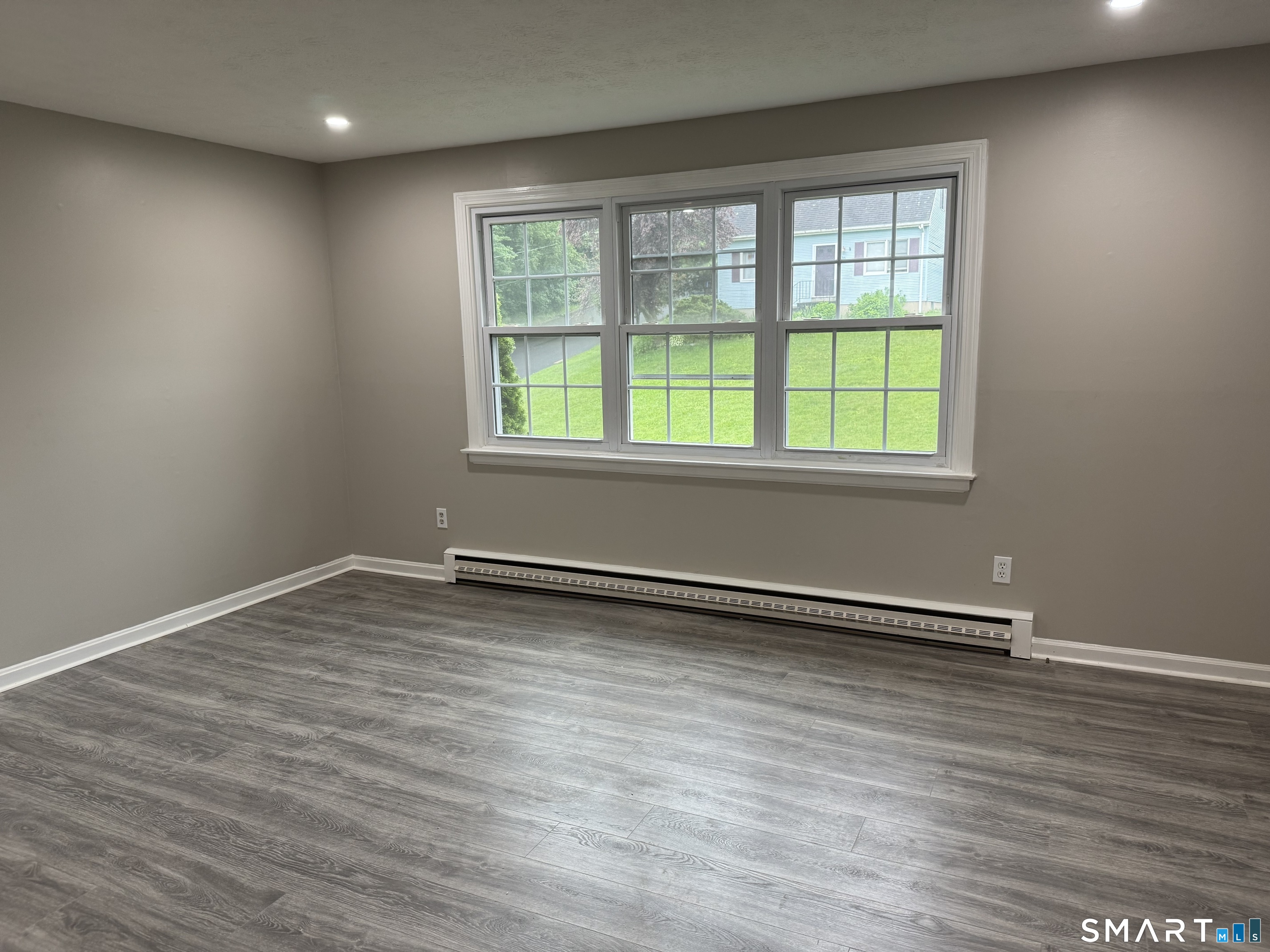 37 Caswell Avenue Bristol CT 06010