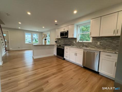 429 Round Hill Road Fairfield CT 06824