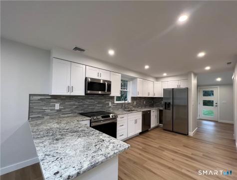 429 Round Hill Road Fairfield CT 06824