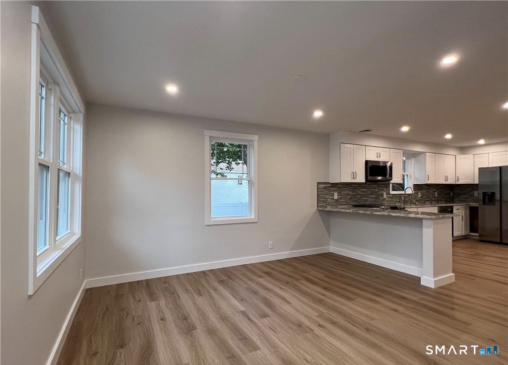 429 Round Hill Road Fairfield CT 06824