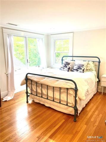 5 Oakland Terrace Darien CT 06820