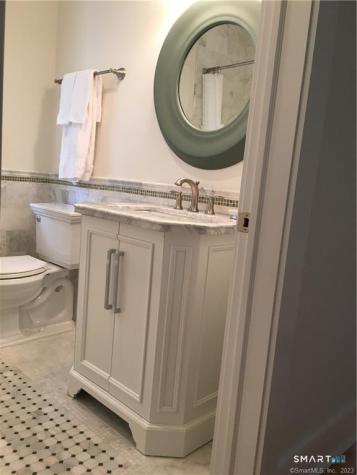 5 Oakland Terrace Darien CT 06820