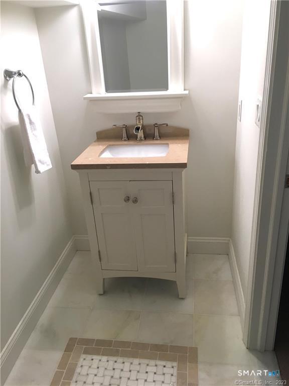 5 Oakland Terrace Darien CT 06820