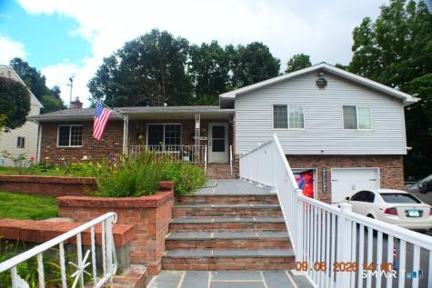 32 Garden Hill Circle Waterbury CT 06704