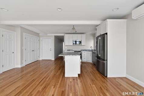 138 Bank Street New London CT 06320