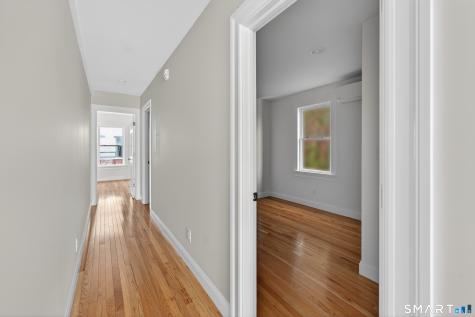 138 Bank Street New London CT 06320