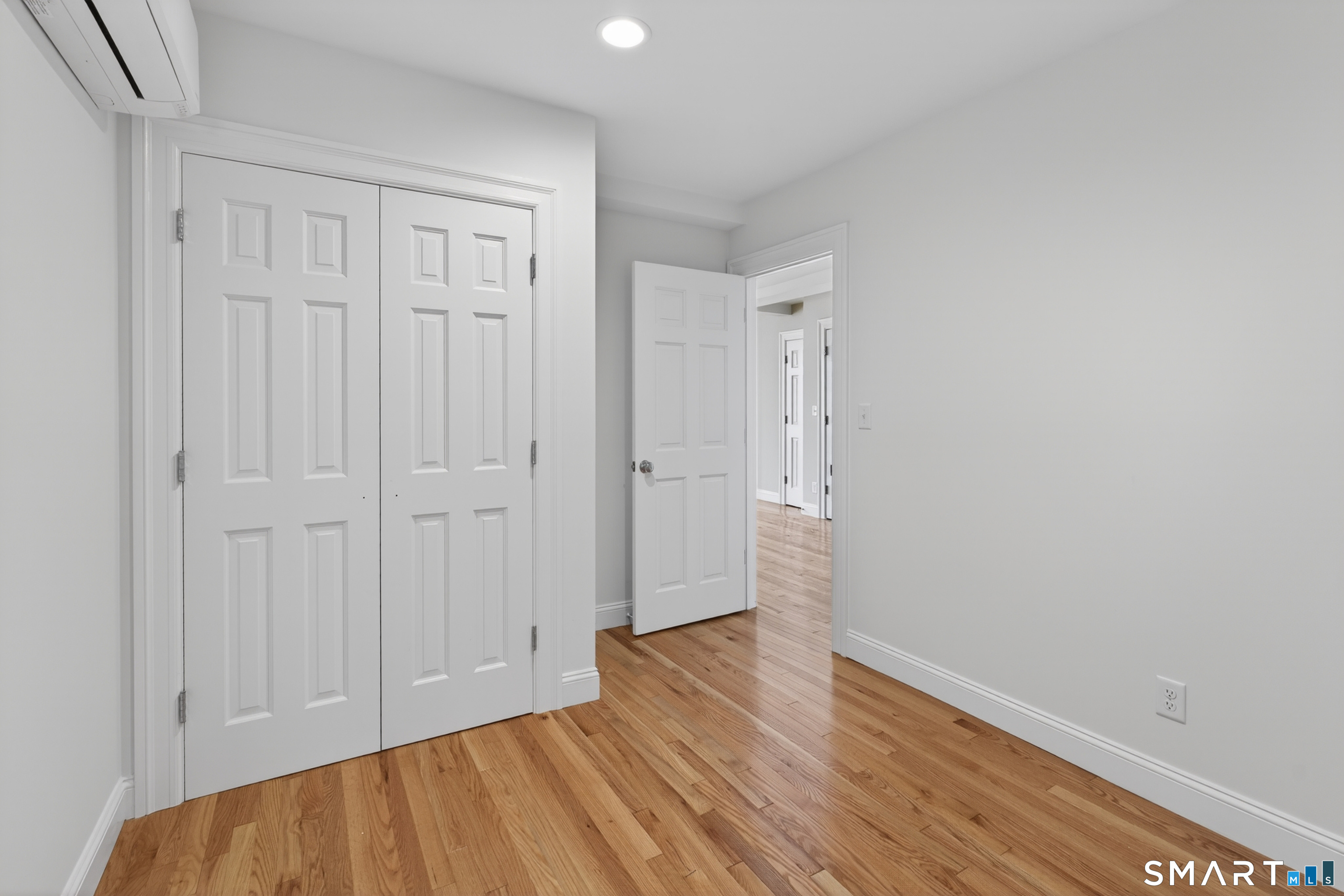 138 Bank Street New London CT 06320