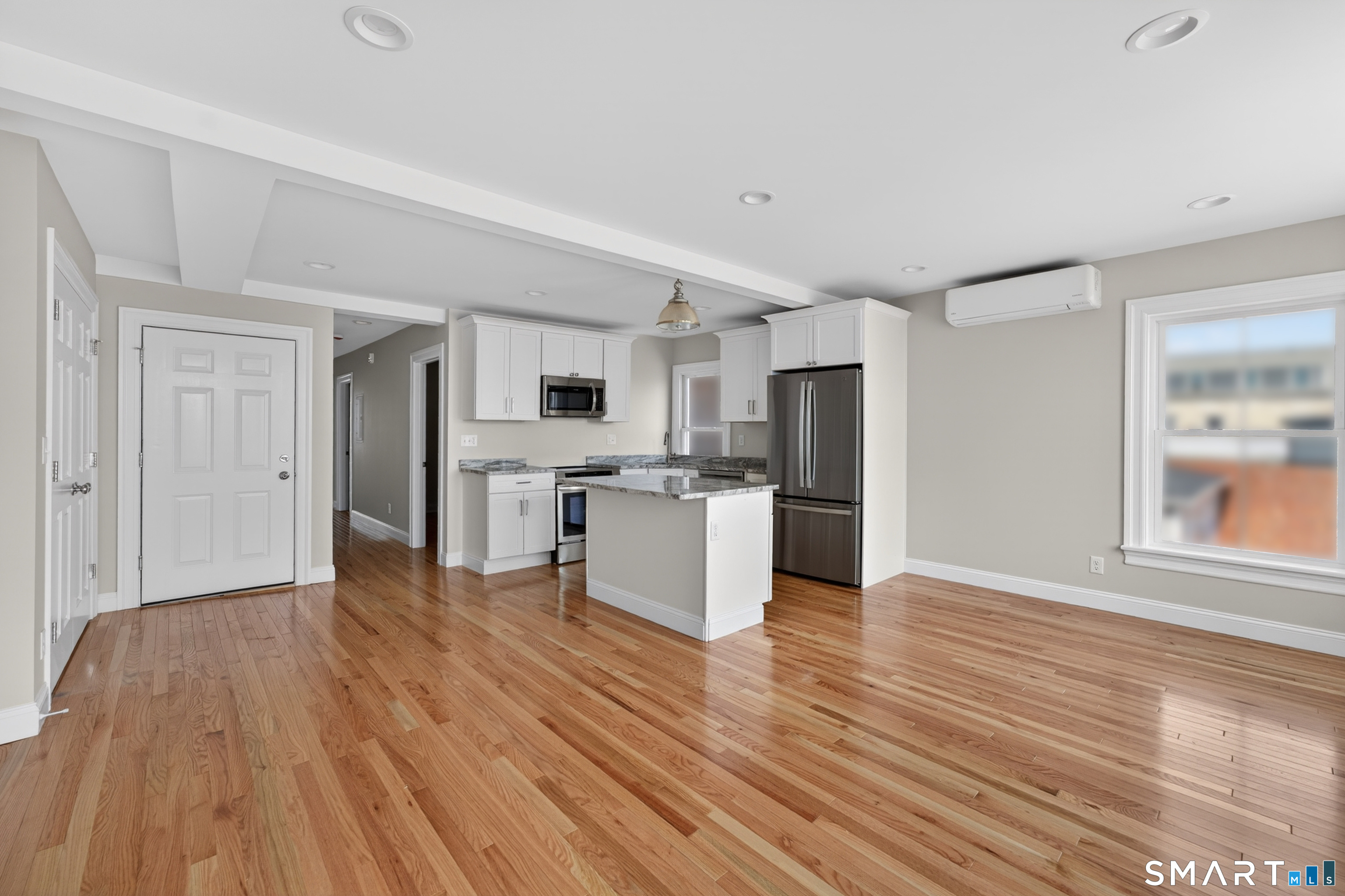 138 Bank Street New London CT 06320