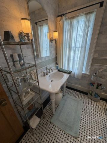 14 Pearl Street Groton CT 06355