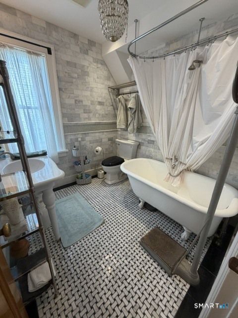 14 Pearl Street Groton CT 06355