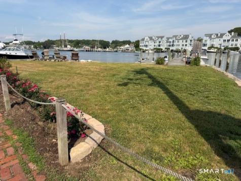 14 Pearl Street Groton CT 06355