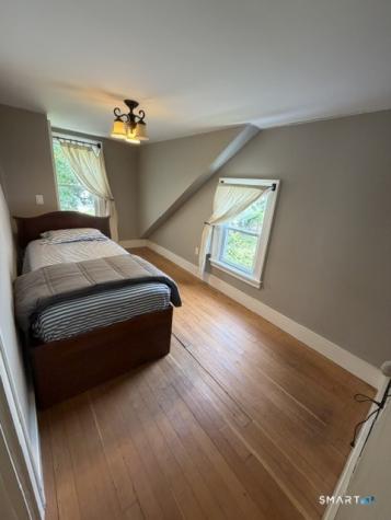 14 Pearl Street Groton CT 06355