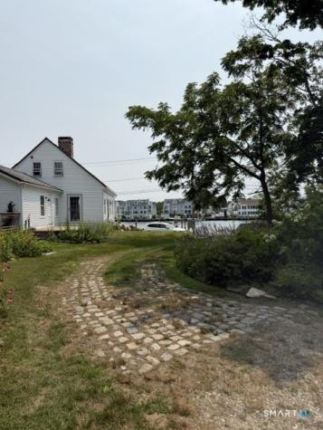 14 Pearl Street Groton CT 06355