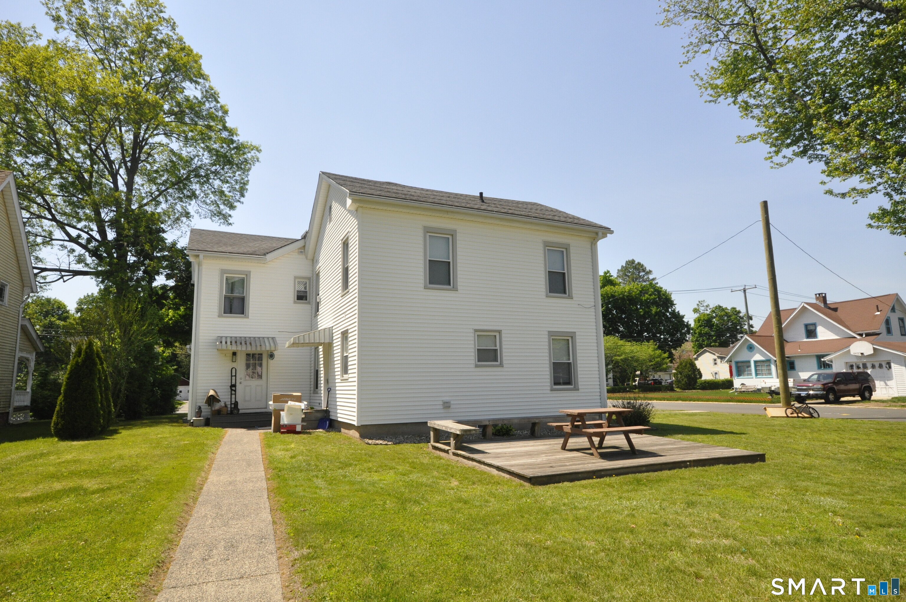 12 Park Street Plainville CT 06062