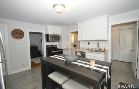 12 Park Street Plainville CT 06062