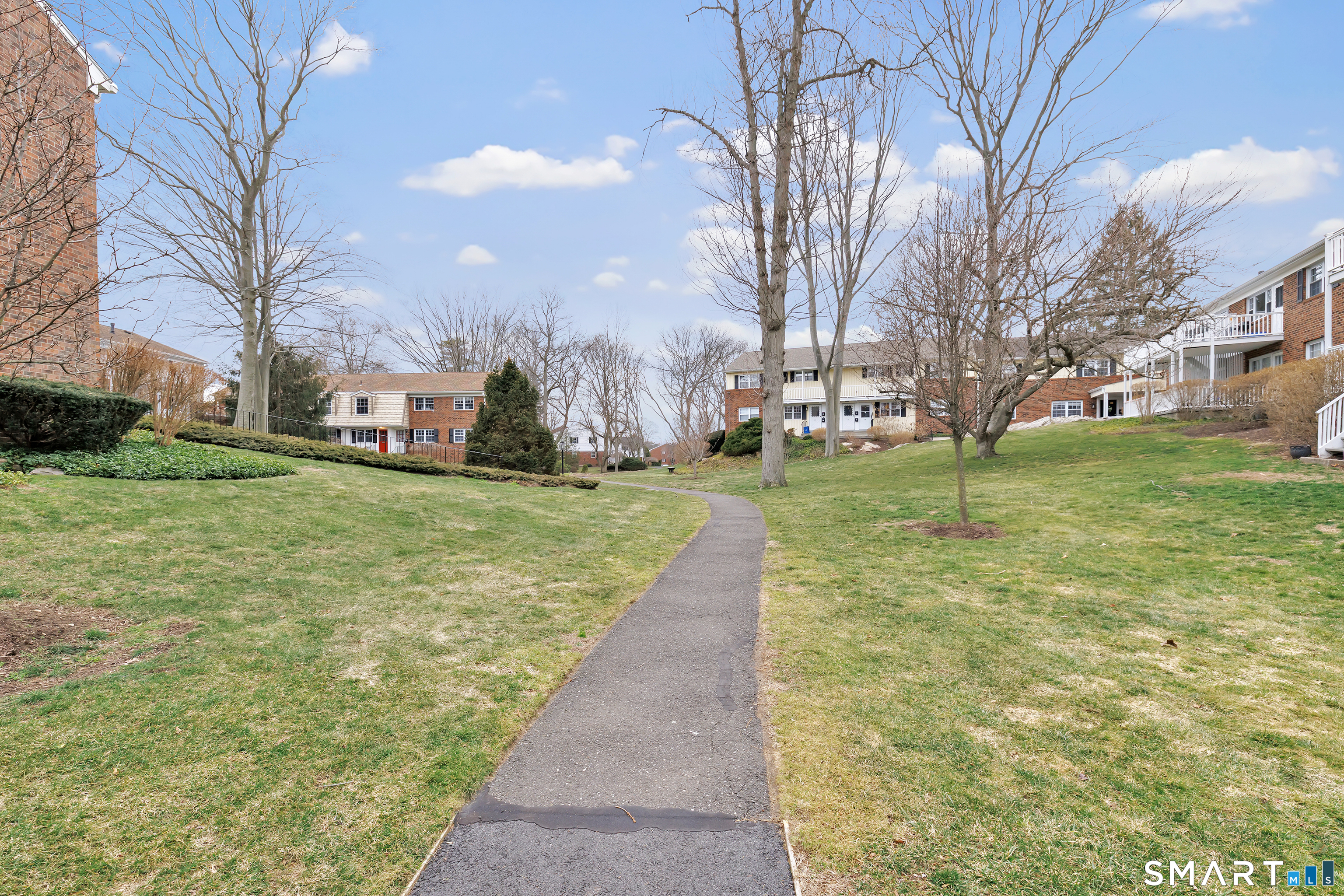 245 Unquowa Road Fairfield CT 06824