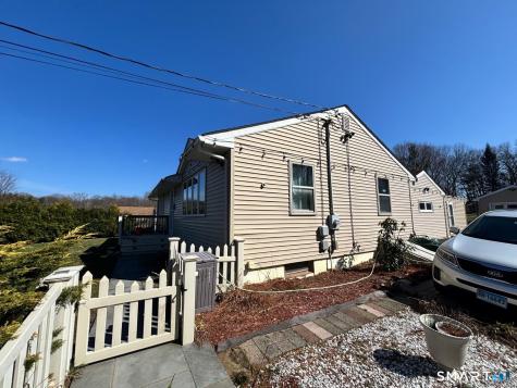 394 Clintonville Road North Haven CT 06473