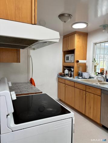 394 Clintonville Road North Haven CT 06473