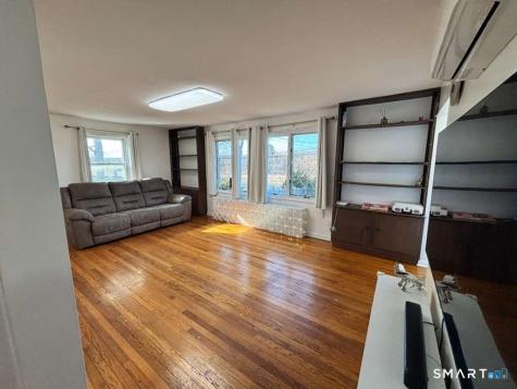 394 Clintonville Road North Haven CT 06473