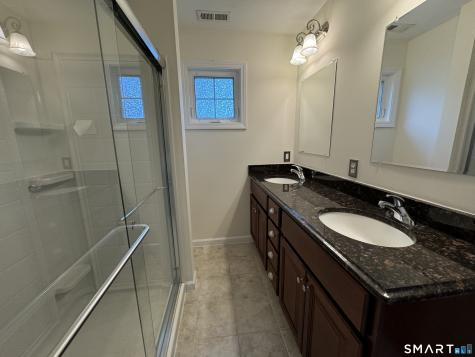 23 Oak Branch Drive Brookfield CT 06804