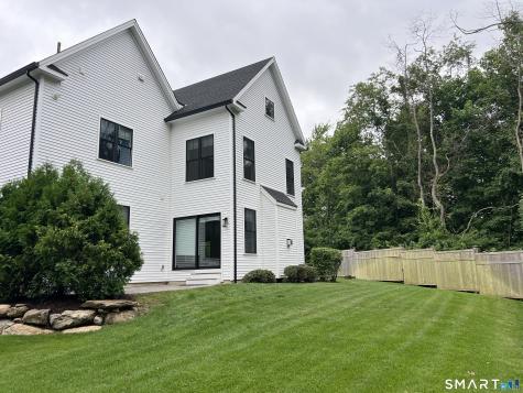 2 Argento Lane Norwalk CT 06851