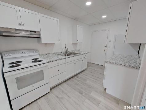 1271 Boston Post Road Old Saybrook CT 06475