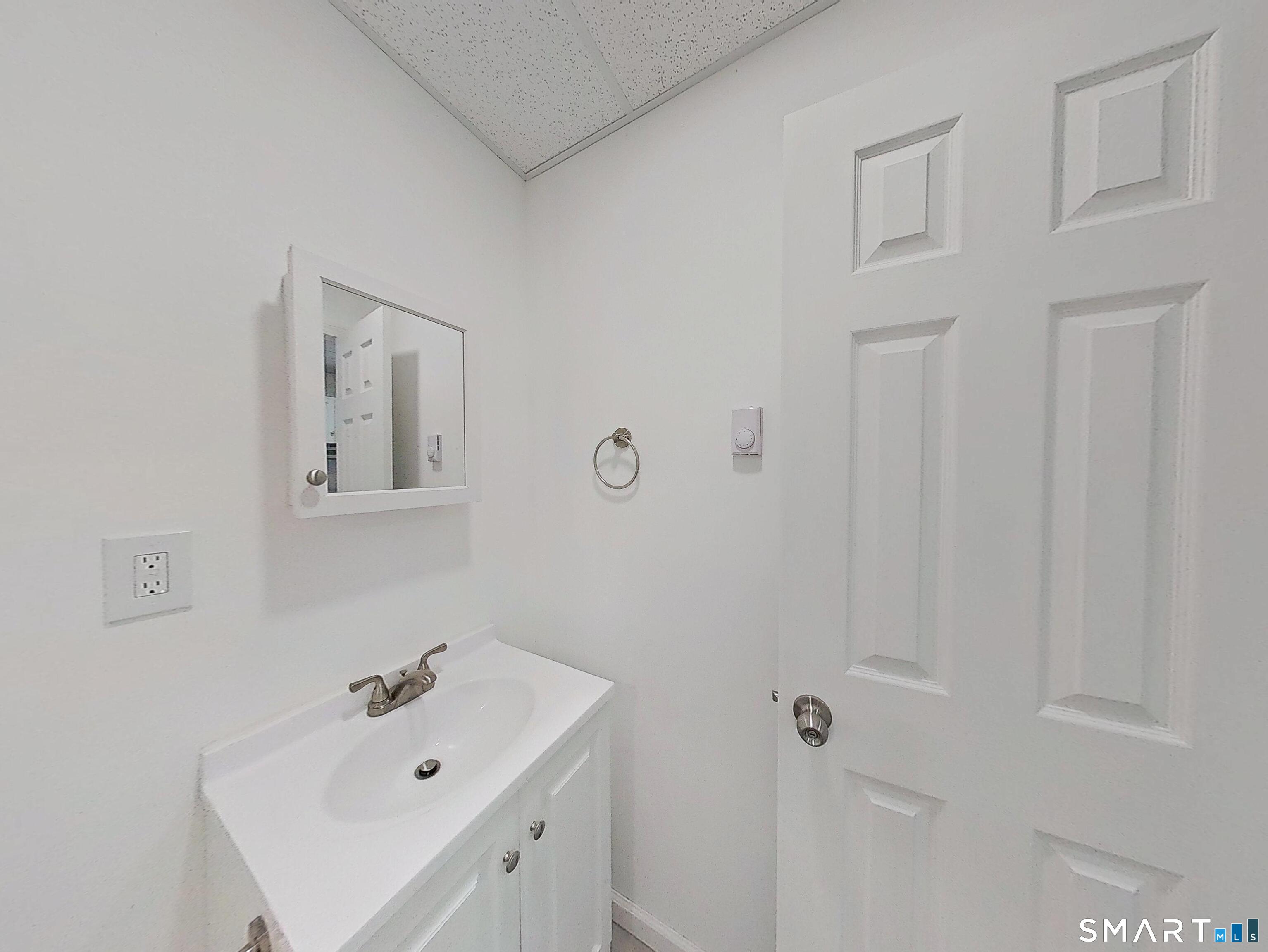 1271 Boston Post Road Old Saybrook CT 06475